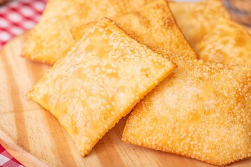 Pastel frito