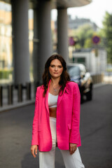 Fototapeta premium beautiful girl on the street 