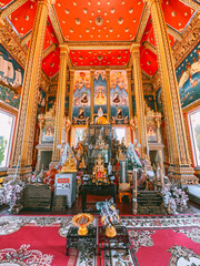 Fototapeta premium Wat Phra Sri Arn temple in Ratchaburi, Thailand
