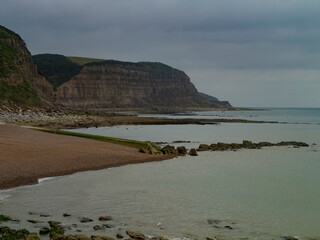 Fototapeta na wymiar Hastings Cliffs at Low Tide.