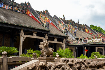 Fototapeta premium Chen Clan Ancestral House, Guangzhou, China, the exquisitely carved Lingnan style roof