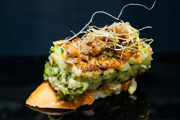 Pintxo de Block vegetal del  Gatz del Casco Viejo de  Bilbao, Vizcaya, Pais Vasco.