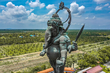 Obraz premium Ganesha bronze statue - Khlong Khuean Ganesh International park in Chachoengsao, Thailand