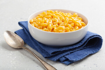 American creamy macaroni and cheese pasta