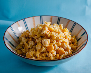 Scramble eggs