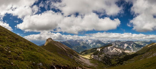 Fototapeta na wymiar Panorama view of Rofan mountains in Tyrol, Austria