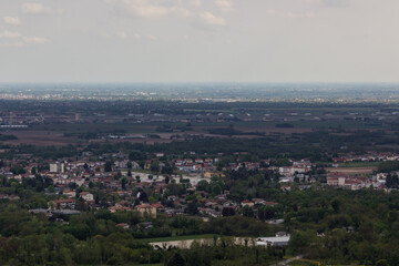 Fototapeta na wymiar panorama Aviano