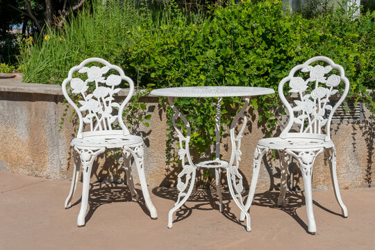 White Wrought Iron Table and Chairs Patio Furniture Set