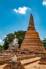 Fototapeta premium Wat Worachettharam temple, sitting buddha in Phra Nakhon Si Ayutthaya, Historic City in Thailand
