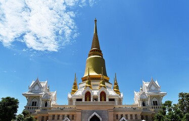 Fototapeta premium Sky, white clouds, Tako Temple, Luang Pho Ruai, Ayutthaya Province, Thailand