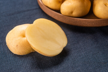 포슬 포근한 식감이 부드럽고 맛있는 감자