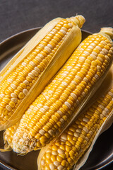 수분이 가득해 알알이 톡톡 튀는 맛있는 옥수수