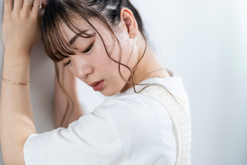 Fototapeta premium 若いカジュアルな女性