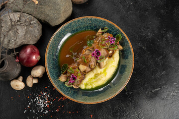 Roast beef with mashed potatoes and demiglas sauce