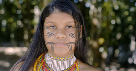 Female young indian from the Pataxó tribe. Brazilian Indian. - obrazy, fototapety, plakaty