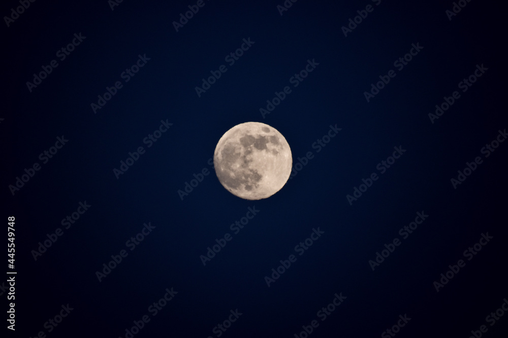 Poster Full moon on dark sky background