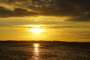 Fototapeta premium Sunset over the sea