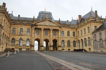 Fototapeta na wymiar stanislas' castle in lunéville (france) 