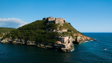 Fototapeta na wymiar View of the Castillo del Morro castle from the sea side in the Santiago de Cuba