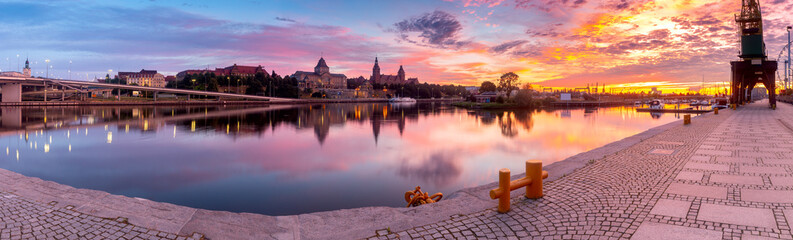 Szczecin. City embankment in the historical part of the city at dawn. - obrazy, fototapety, plakaty