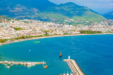 Fototapeta na wymiar View of the sunny coastline in Turkey, Alanya city