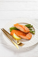 roast salmon fillets with lemon and asparagus