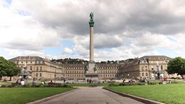 Schlossplatz in Stuttgart als Zeitraffer