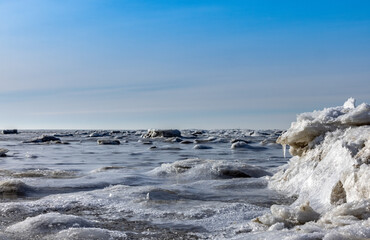 ice formation in winter at the North Sea