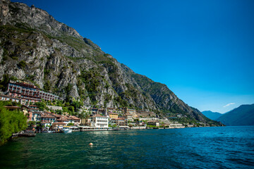 Fototapeta na wymiar Italienische Kleinstadt nahe dem Gardasee.