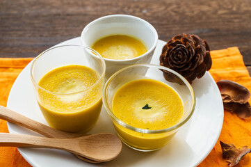 秋の味覚　かぼちゃプリン