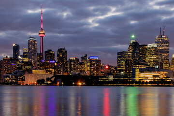 Obraz premium Torontos skyline in blue hour