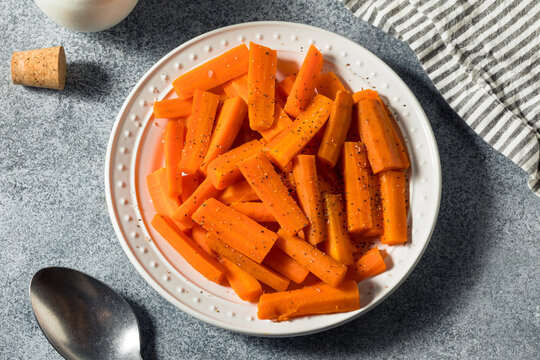 Healthy Homemade Steamed Carrots