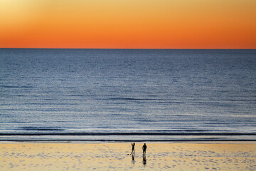 Fototapeta na wymiar dawn on the beautiful beach