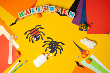 Step 4. DIY Halloween paper spider. Halloween craft step by step instructions. Children's paper craft for Halloween.