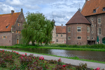 Am Wasserschloss Raesfeld im Münsterland