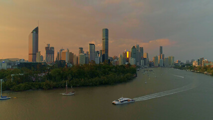 Fototapeta premium Brisbane City, Queensland, Australia Aerials Sunset Sunrise 