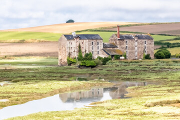 the old Quinard tide mill, on the right bank of the Rance river