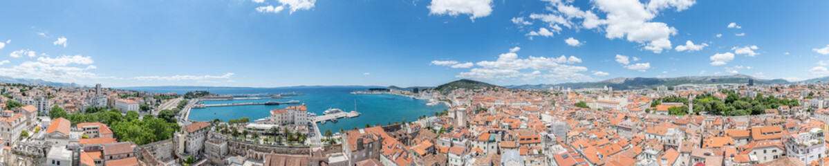 Naklejka na ściany i meble Panorama von Split, Kroatien.