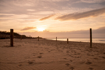 Obraz premium Atardecer en la playa 