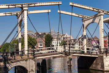 Canal bridge