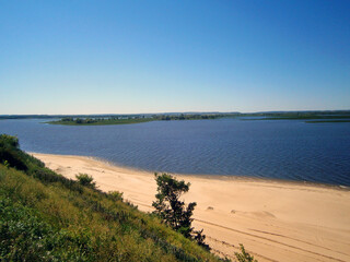 The coast of the island Sviyazhsk 