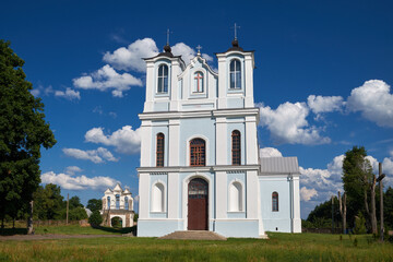 Fototapeta na wymiar Old ancient catholic church of the Annunciation of the Blessed Virgin Mary, Vishnevo, Minsk region, Belarus.