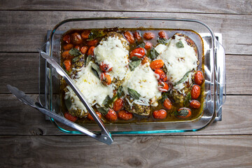 Tasty Chicken Caprese meal with fresh tomatoes, basil leaves, and balsamic glaze that is easy to make