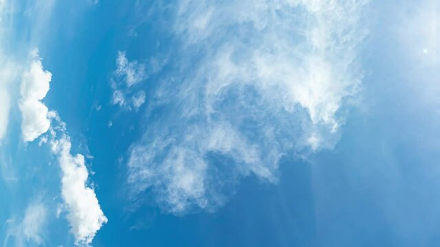 4K・青空・雲・タイムラプス(縦動画)