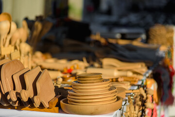 Natural hand made plates and cutting boards from wood
