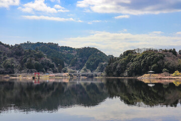 Fototapeta na wymiar 亀山湖（千葉県君津市）