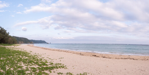 沖縄本島の美しい砂浜