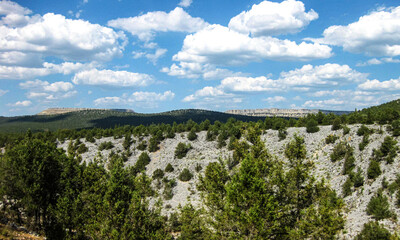 Campos de cultivo y monta&ntilde;a de Espa&ntilde;a.