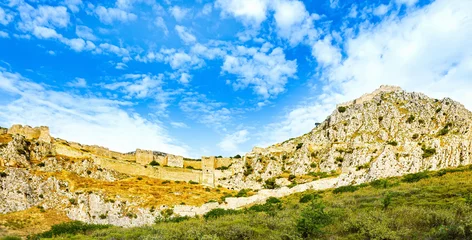 Foto op Canvas Acrocorinth, Upper Corinth, the acropolis of ancient Corinth, is a monolithic rock overseeing the ancient city of Corinth, Greece. © Irina Rogova