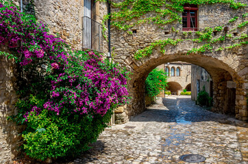 Fototapeta na wymiar Medieval town Peratallada in Catalonia, Spain